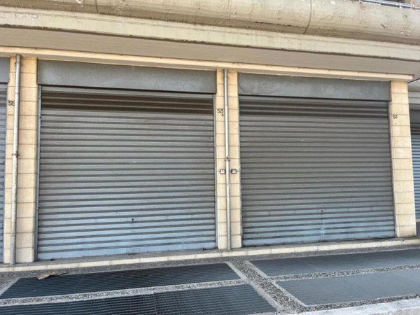 locale commerciale in affitto a Bari in zona San Paolo
