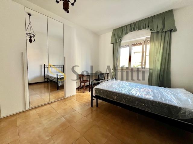 negozio in affitto a Bari in zona Picone