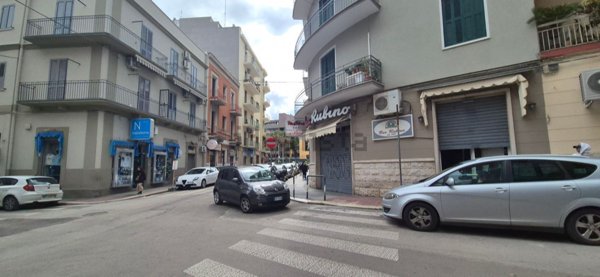 locale commerciale in affitto a Bari in zona San Pasquale