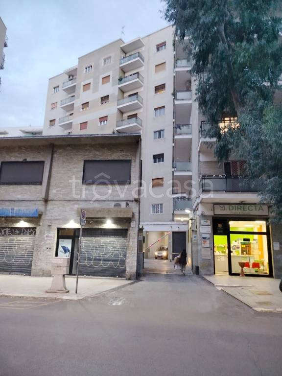 appartamento in affitto a Bari in zona Picone