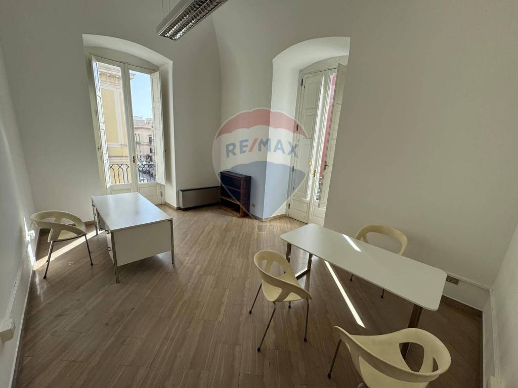 ufficio in affitto a Bari in zona Murat