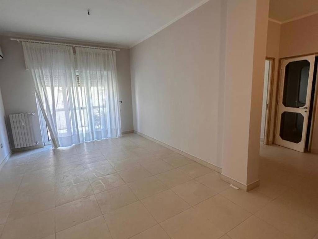 appartamento in affitto a Bari in zona Madonnella