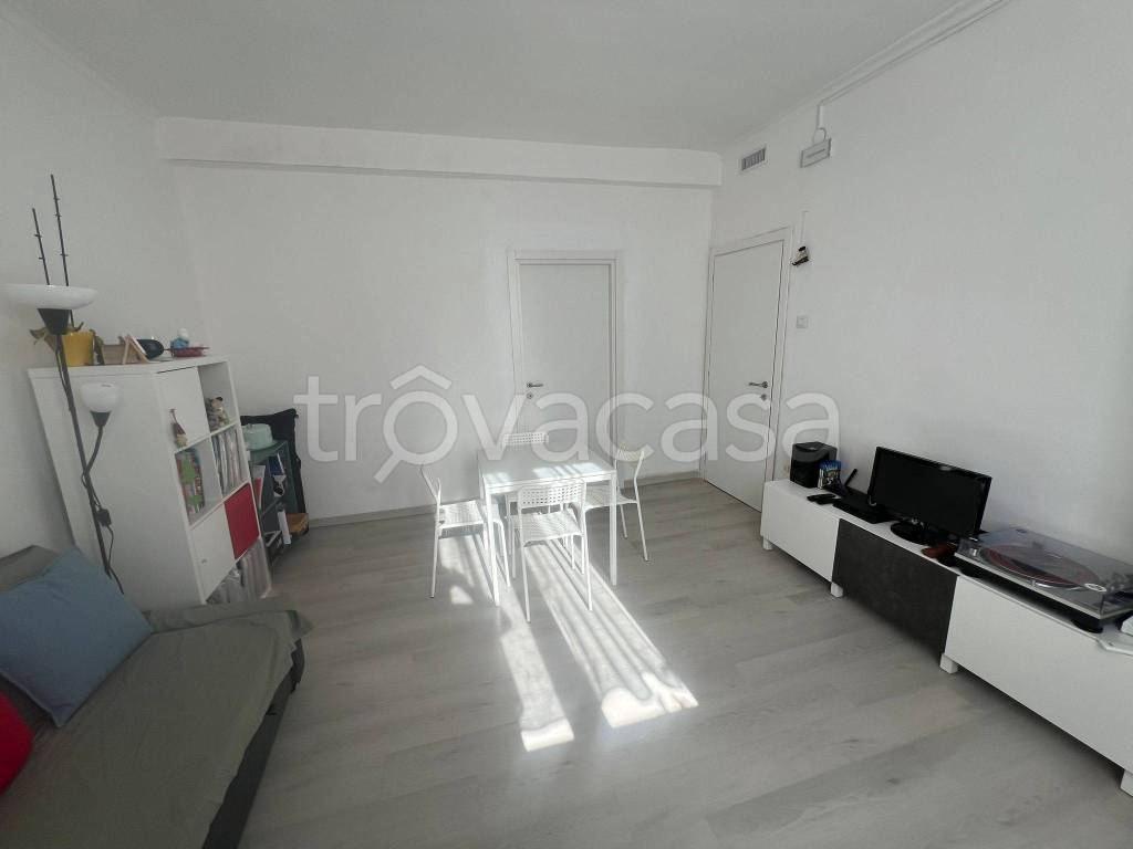 appartamento in affitto a Bari in zona Picone