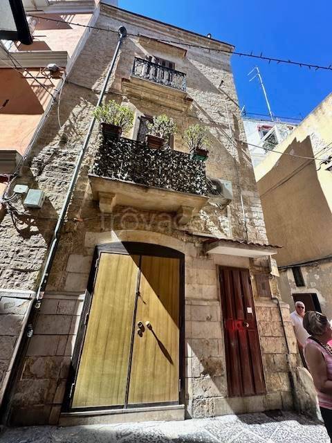 casa indipendente in affitto a Bari in zona Città Vecchia