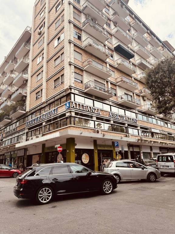 ufficio in affitto a Bari in zona Murat