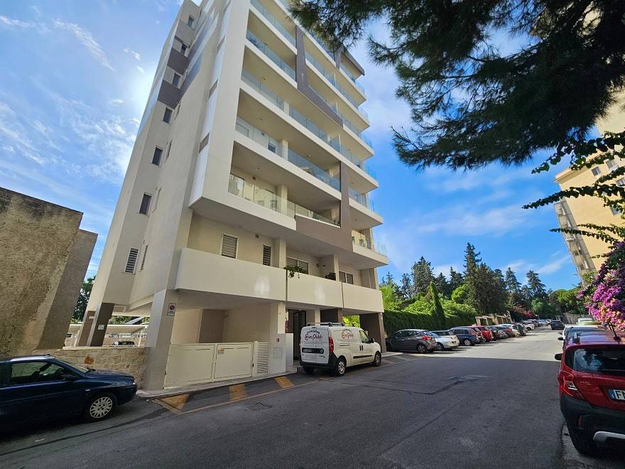 appartamento in affitto a Bari in zona Picone