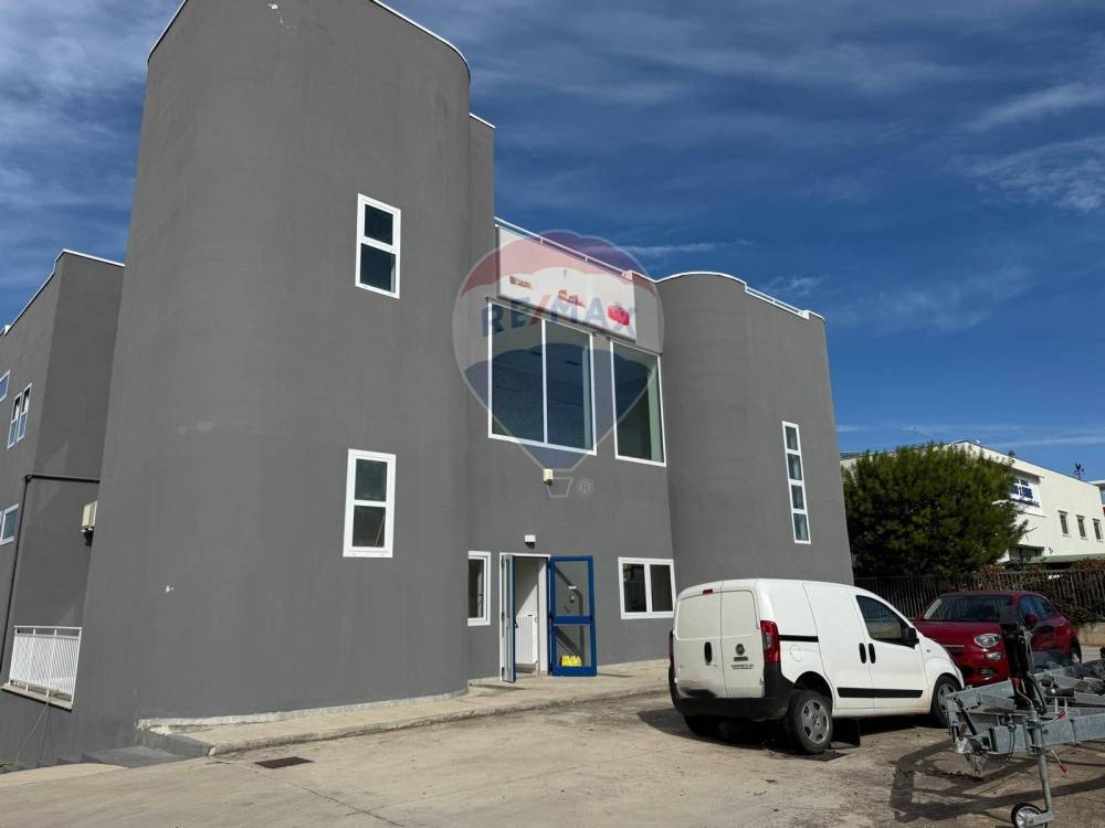 locale commerciale in affitto a Bari