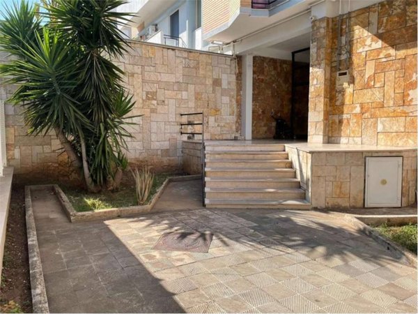 appartamento in affitto a Bari in zona Picone