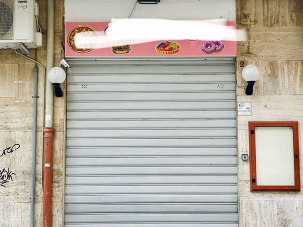 negozio in affitto a Bari in zona Poggiofranco