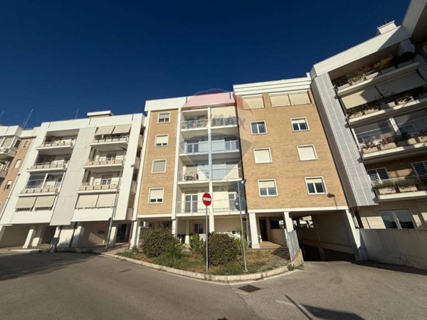 appartamento in affitto a Bari in zona Parco Adria