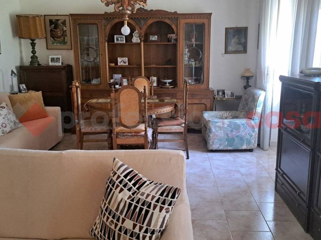 appartamento in affitto a Bari in zona Picone