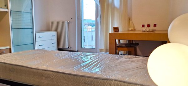 negozio in affitto a Bari in zona Carrassi