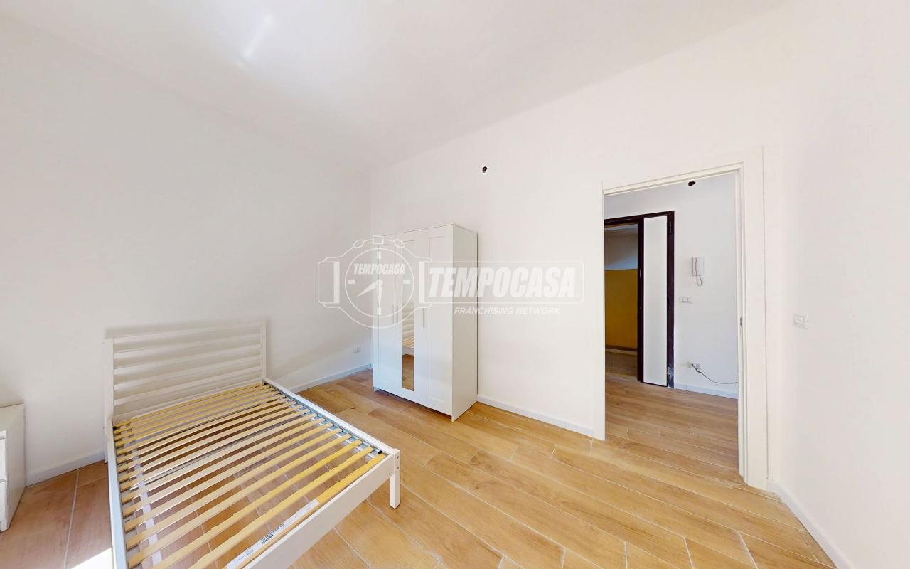 negozio in affitto a Bari in zona Poggiofranco