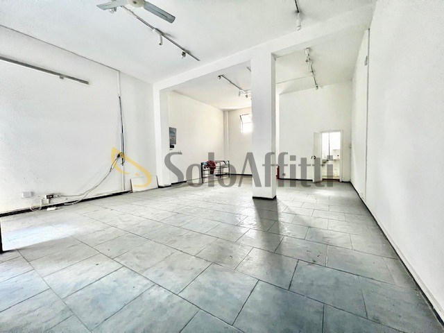 negozio in affitto a Bari in zona San Pasquale