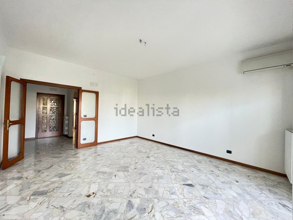 ufficio in affitto a Bari in zona Murat