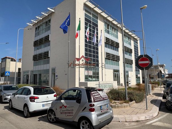 ufficio in affitto a Bari