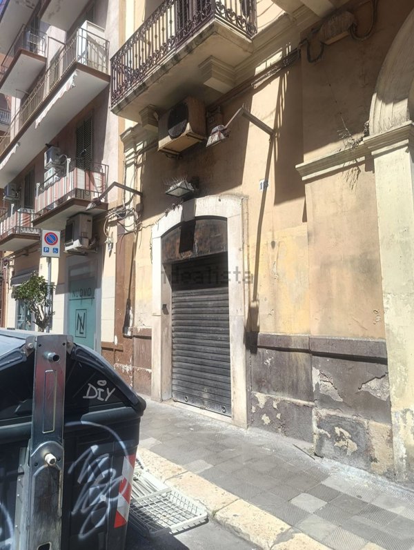 locale commerciale in affitto a Bari in zona Libertà