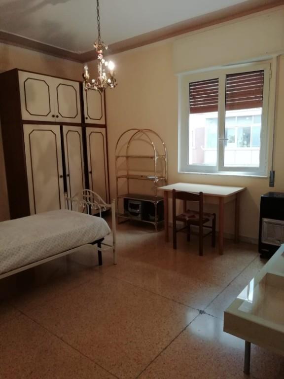 appartamento in affitto a Bari in zona Picone