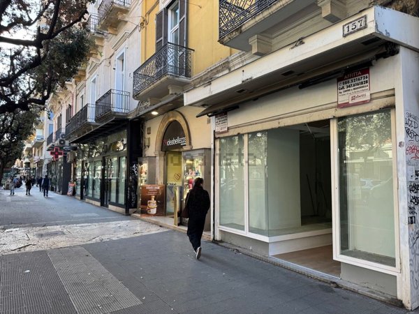 locale commerciale in affitto a Bari in zona Murat
