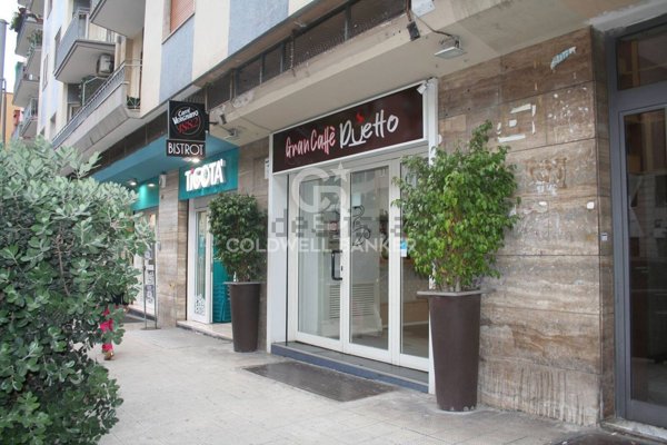 negozio in affitto a Bari in zona San Pasquale