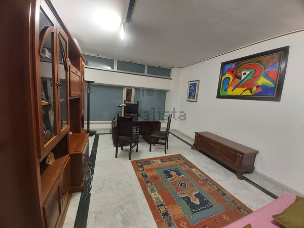 ufficio in affitto a Bari in zona Picone