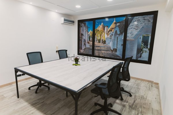 ufficio in affitto a Bari in zona Japigia