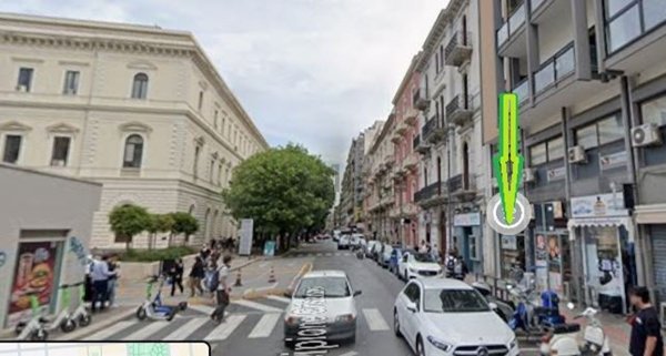 locale commerciale in affitto a Bari in zona Murat