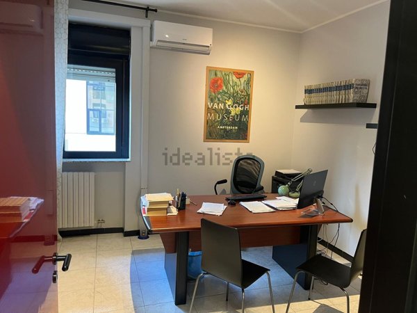 ufficio in affitto a Bari in zona Poggiofranco