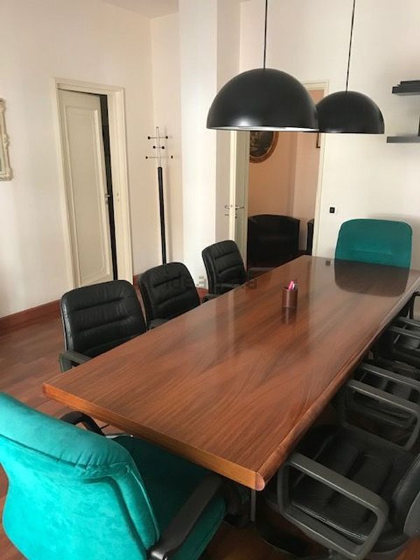 ufficio in affitto a Bari in zona Murat