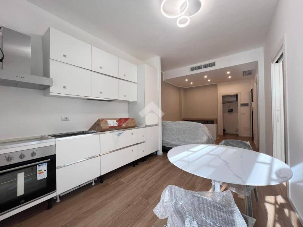 appartamento in affitto a Bari in zona Picone