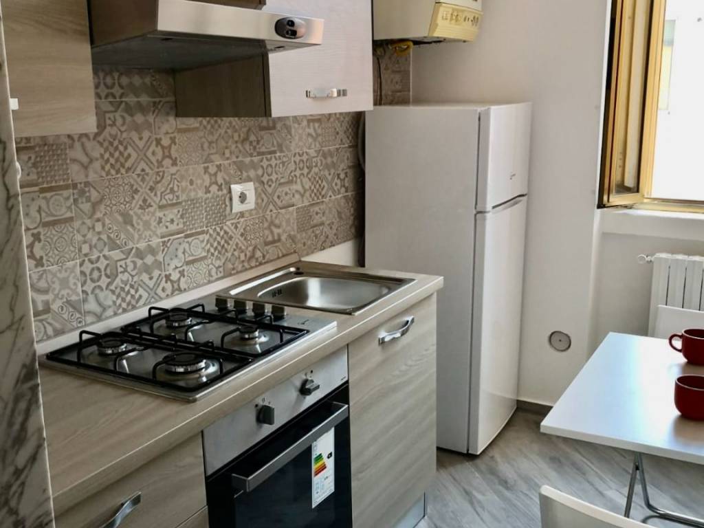 appartamento in affitto a Bari in zona Picone