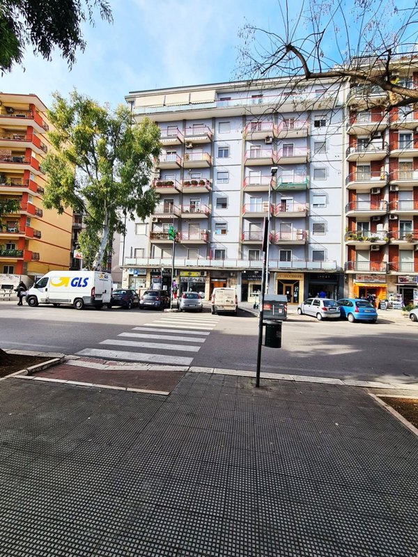 appartamento in affitto a Bari in zona Picone