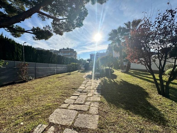 casa indipendente in affitto a Bari in zona Santo Spirito