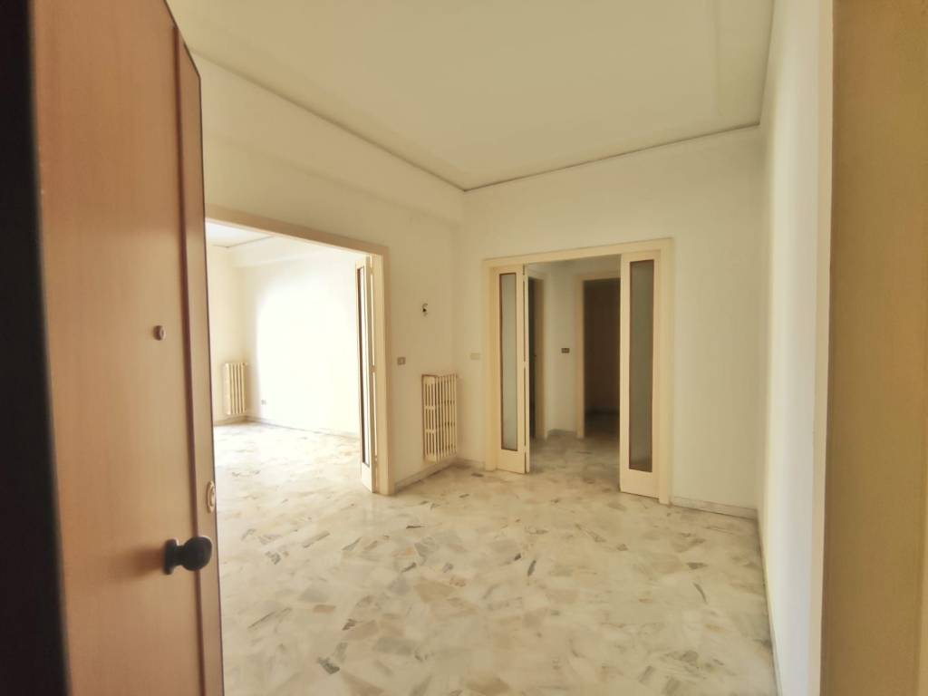 appartamento in affitto a Bari in zona Madonnella