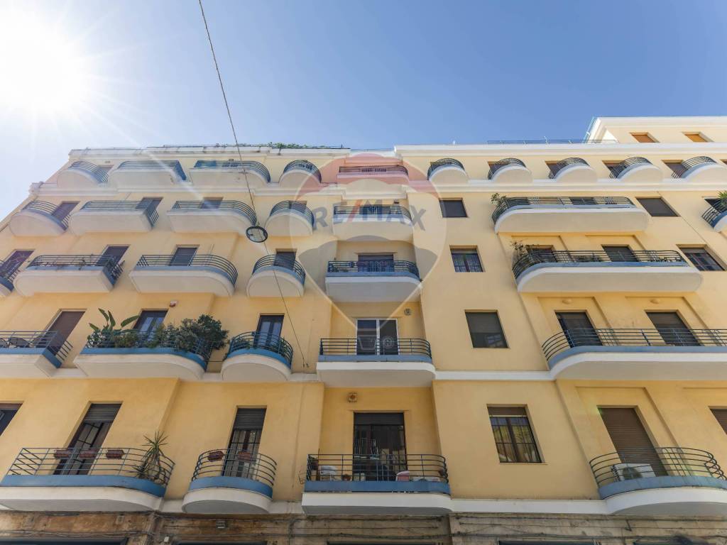 negozio in affitto a Bari in zona Madonnella