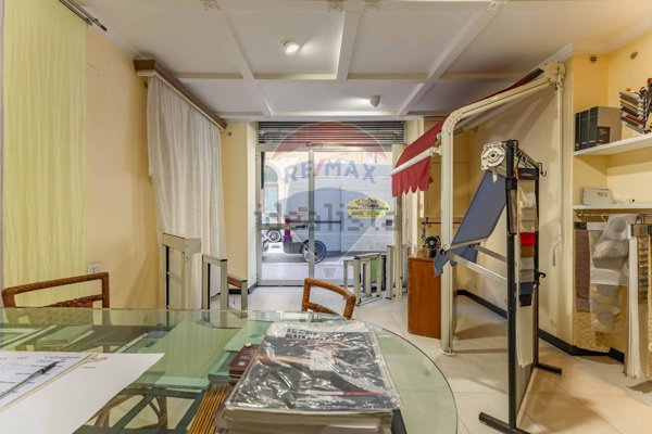 locale commerciale in affitto a Bari in zona Madonnella