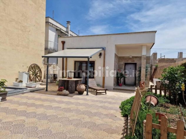 casa indipendente in affitto a Bari in zona Stanic