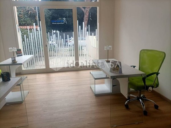 locale commerciale in affitto a Bari in zona San Pasquale