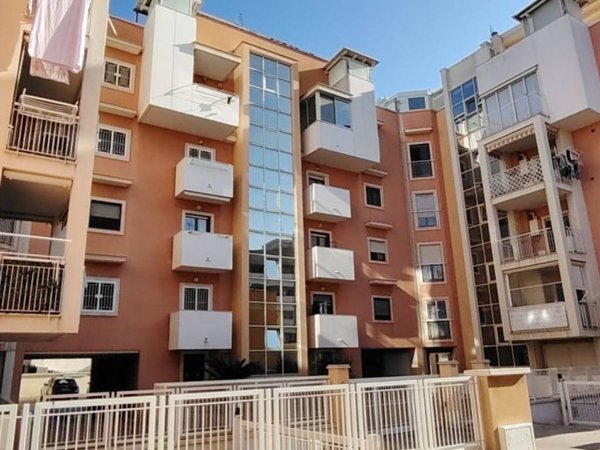 appartamento in affitto a Bari in zona Palese/Macchie