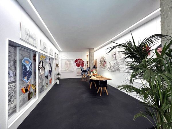 negozio in affitto a Bari in zona Murat