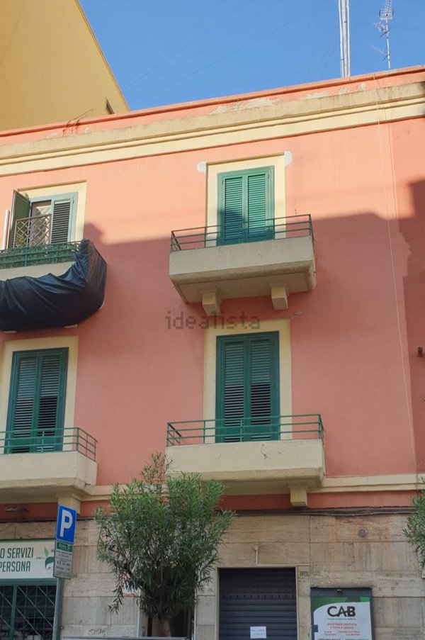 locale commerciale in affitto a Bari in zona Madonnella