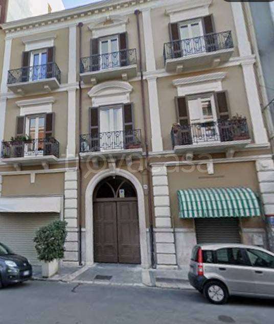 negozio in affitto a Bari in zona Madonnella