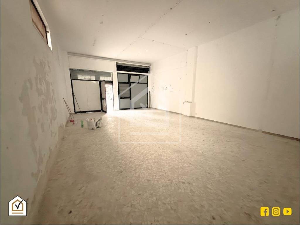 locale commerciale in affitto a Bari in zona Poggiofranco