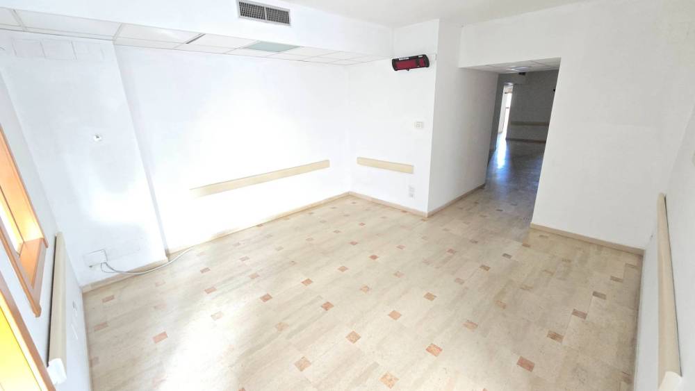 ufficio in affitto a Bari in zona Picone