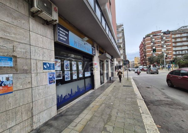 negozio in affitto a Bari in zona San Pasquale