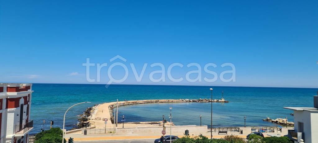 appartamento in affitto a Bari in zona Palese/Macchie