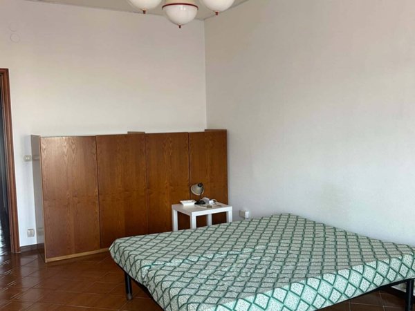 negozio in affitto a Bari in zona Madonnella