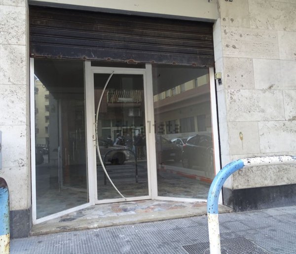 locale commerciale in affitto a Bari in zona Murat