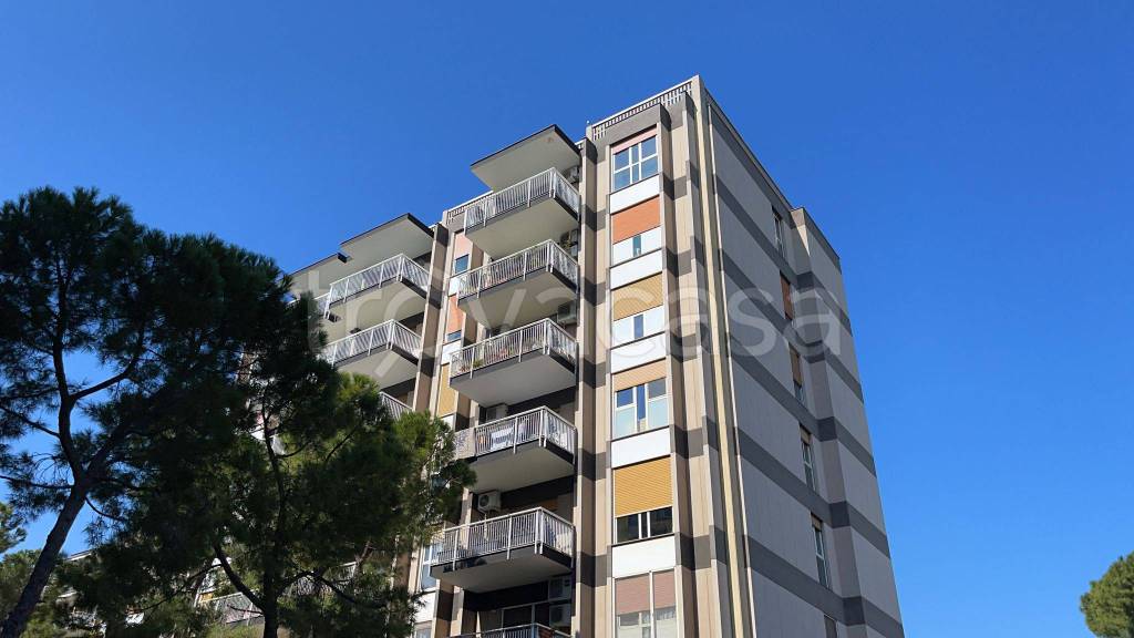 appartamento in affitto a Bari in zona Picone