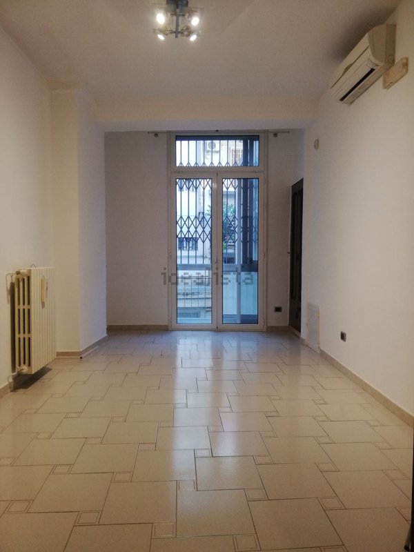 ufficio in affitto a Bari in zona Carrassi